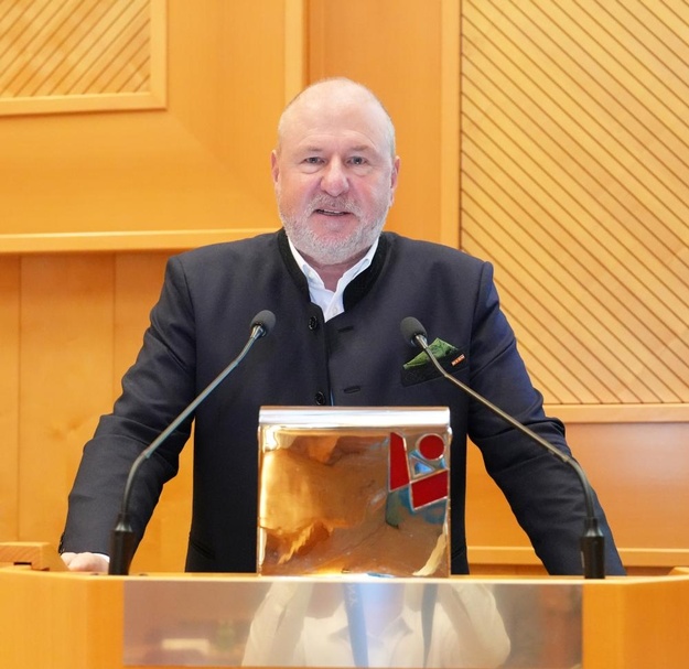 Landtagspräsident Karlheinz Kopf im Steirischen Landtag in Graz hält eine Rede.