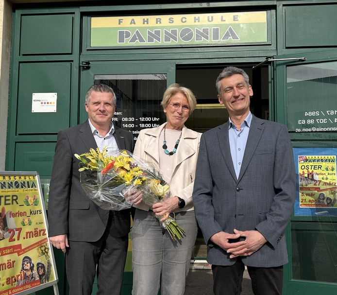 Spartengeschäftsführer Bernhard Dillhof, Eva Bodingbauer-Juhasz und Karl Karner (v. l.) 