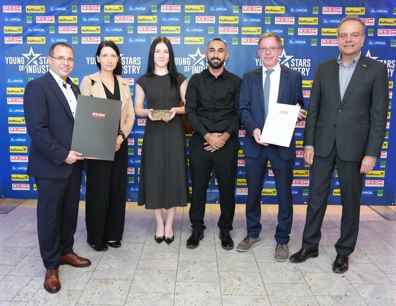 Cardbox Packaging GmbH<br />
Wirtschaftskammerpräsident Mst. Andreas Wirth, Silke Feiner (Ausbilderin), Michelle Schuh (Lehrabschlussprüfung), Ozan Aydin, René Buchart (Geschäftsführer) und Spartenobmann KommR Christoph Blum (v. l.) <br />
