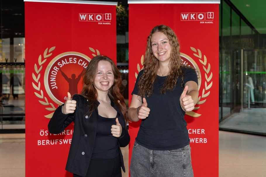 Lena Sophie Surböck und Johanna Maria Schütz (v. l.) 