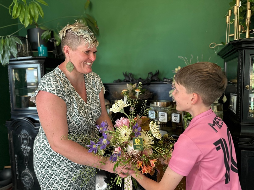 Blumen sagen mehr als tausend Worte, so Monika Metzner, Innungsmeister-Stellvertreterin und Berufszweigsprecherin Floristik. 