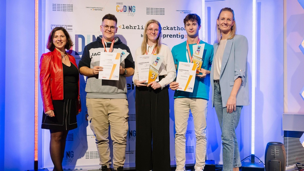 Die Drittplatzierten des Bundeslehrlingshackathons von der Firma Flex