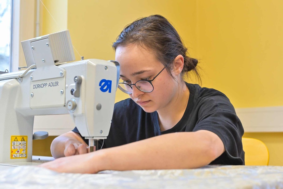 Tapeziererin Joanna Pucher