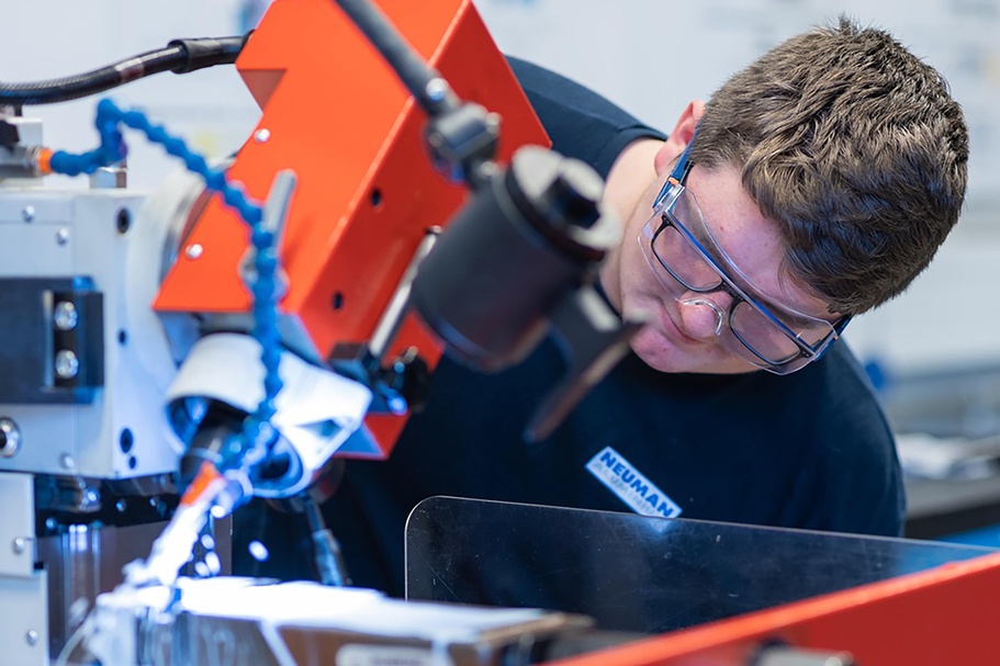 Fotos der Neuman Aluminium