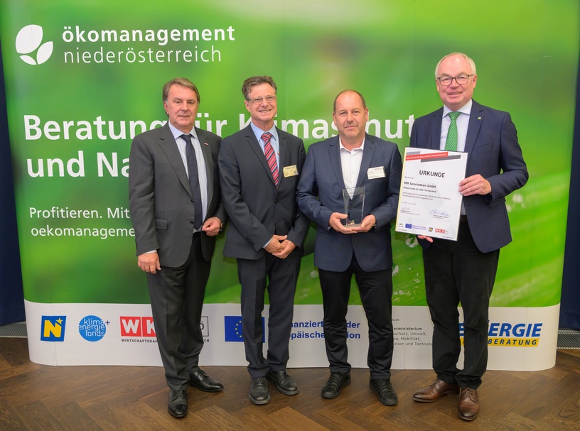 V.l.: WKNÖ-Präsident Wolfgang Ecker, Werner Sellinger, Jakob Köstler und LH-Stellvertreter Stephan Pernkopf 