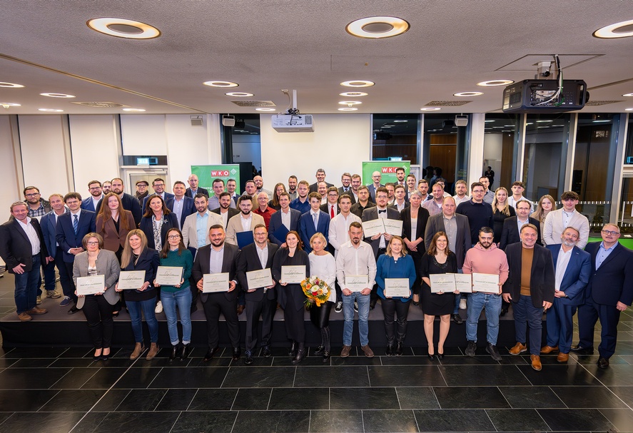 Absolventen Konzessionsdiplom