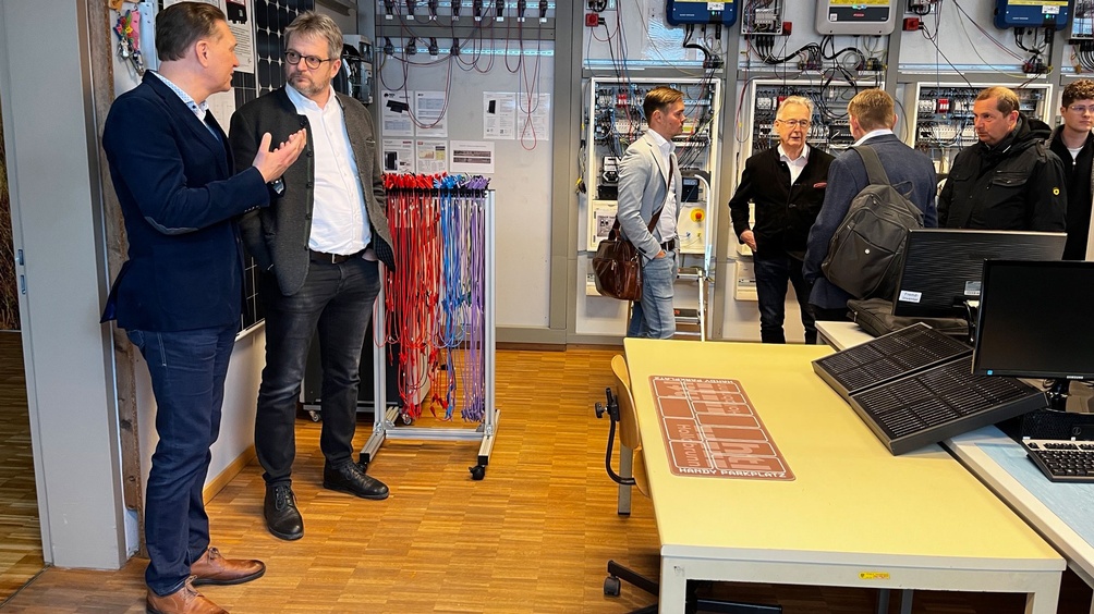 1. PV-Stammtisch - Gruppe