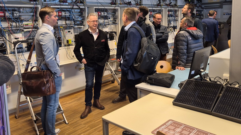 1. PV-Stammtisch - Gruppe