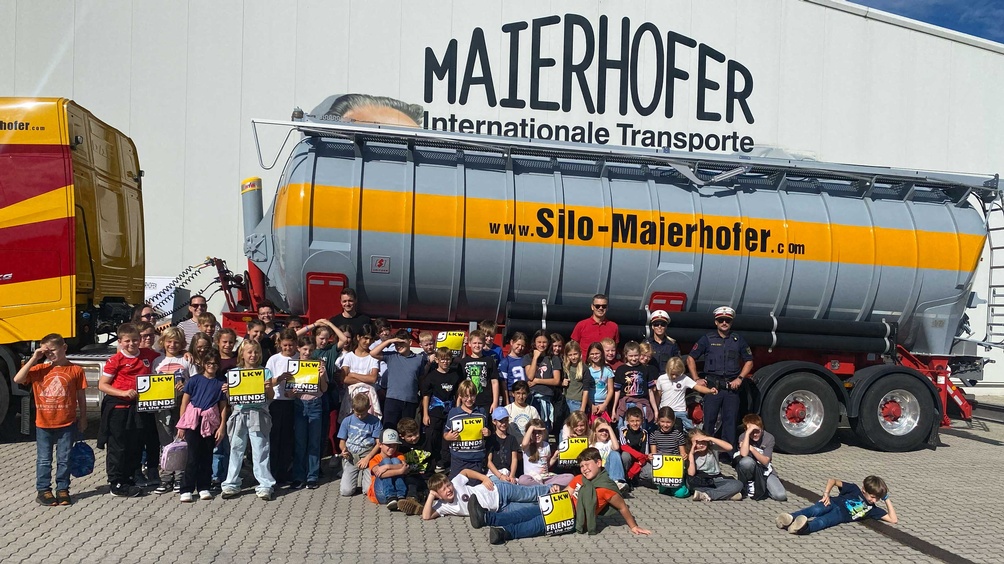 Kinder vor LWK