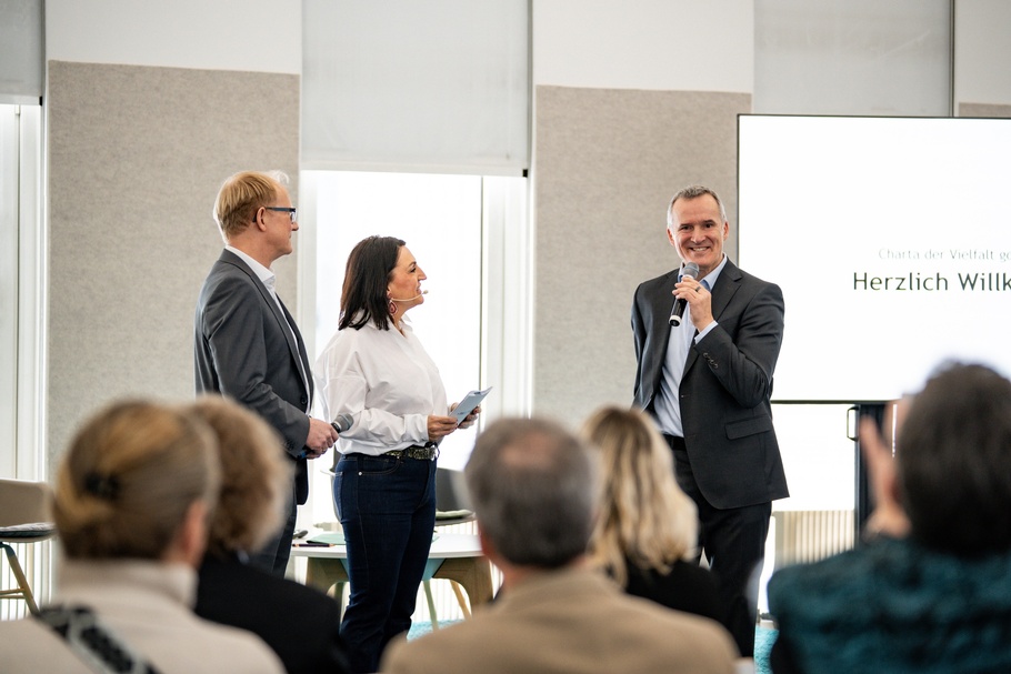 Teilnehmer:innen bei Veranstaltung