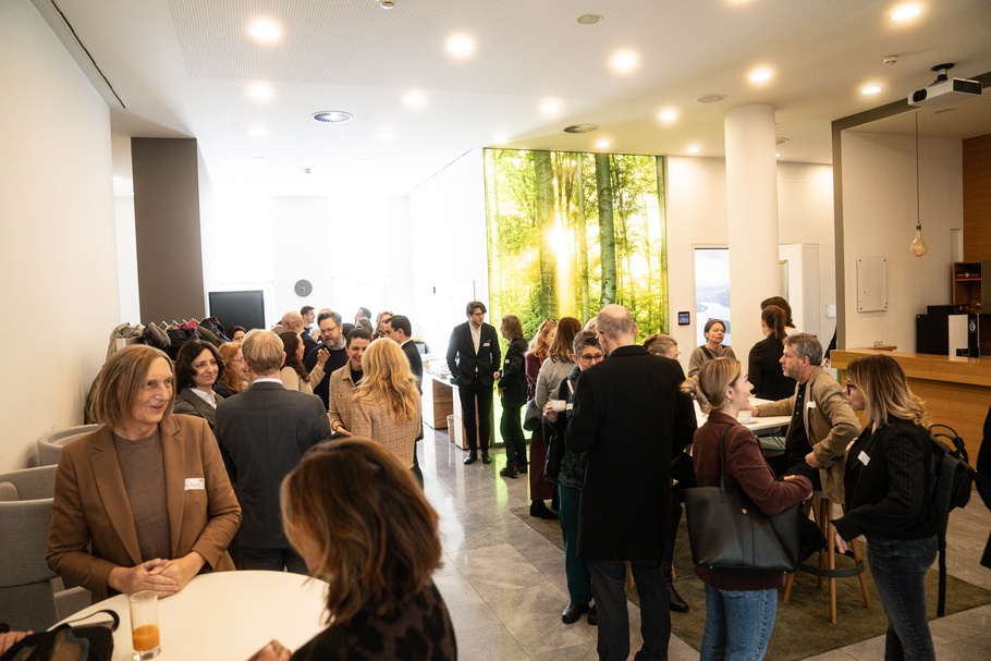 Teilnehmer:innen bei Veranstaltung