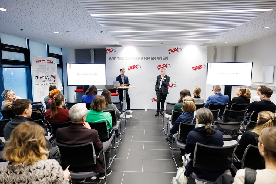 Teilnehmer:innen der Veranstaltung