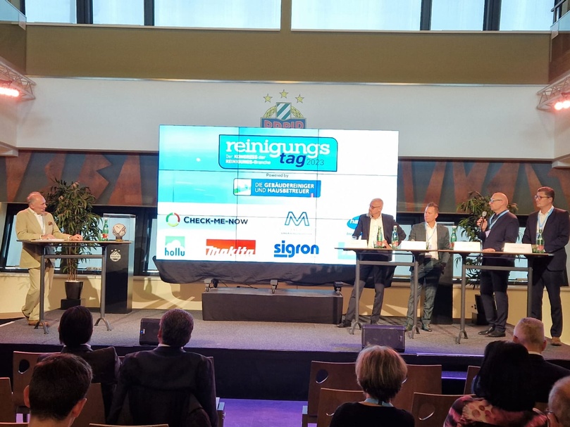 Reinigungstag 2023 Bühne