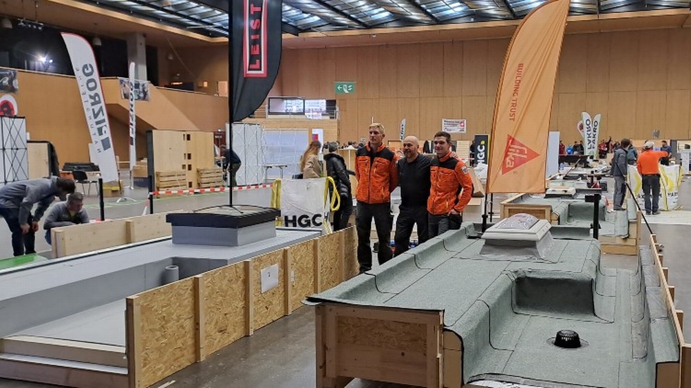 Die Ö-Teilnehmer mit Mentor Flachdach Peter Amann 