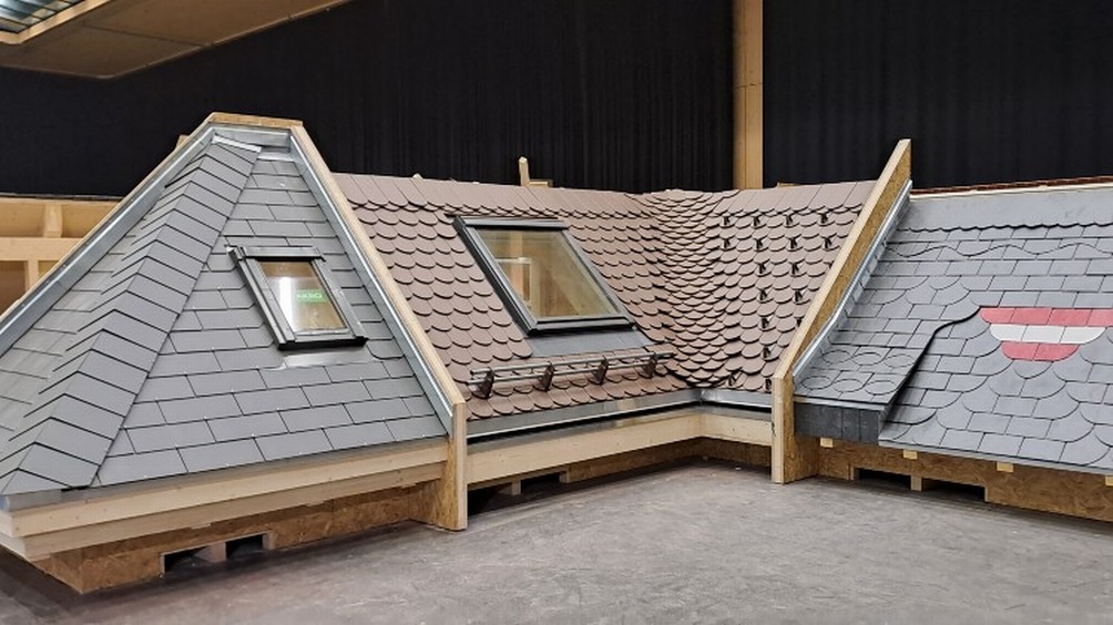 Fertiges Steildach Modell der Österreicher