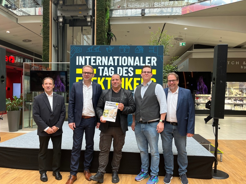 internationaler Tag der Elektrotechnik