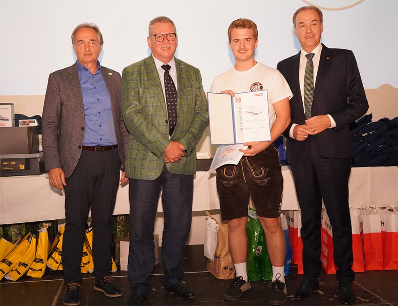 Bastian Ostermann, Sieger der Staatsmeisterschaften Karosserietechnik