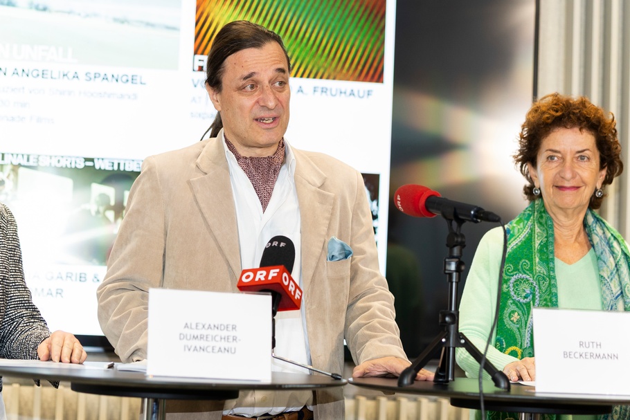 Filmbranche fordert vor Beginn der 46. Berlinale rasche Entscheidung über Finanzierung des heimischen Films