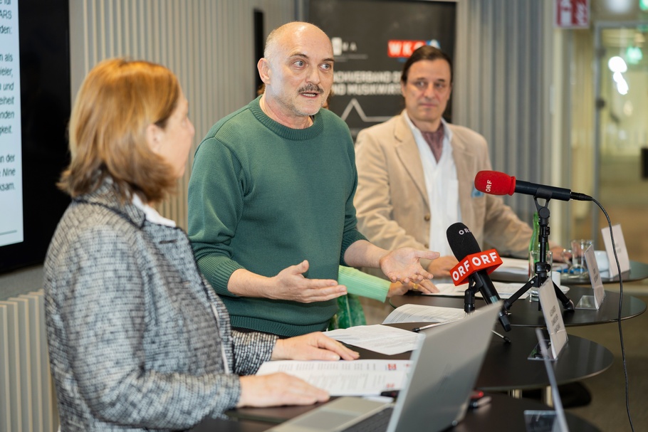 Filmbranche fordert vor Beginn der 46. Berlinale rasche Entscheidung über Finanzierung des heimischen Films