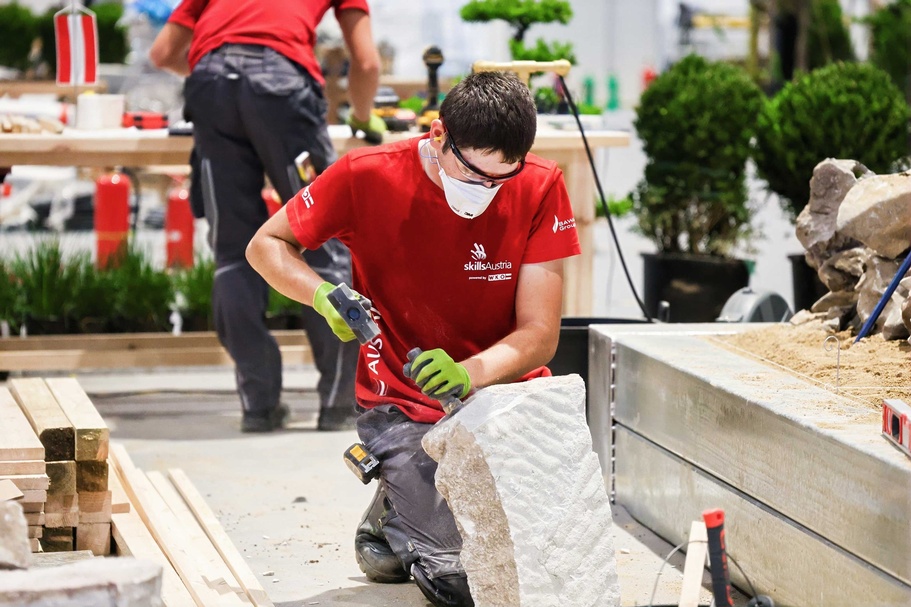 Das Team der Gartengestalter beim Wettbewerb der WorldSkills 2026