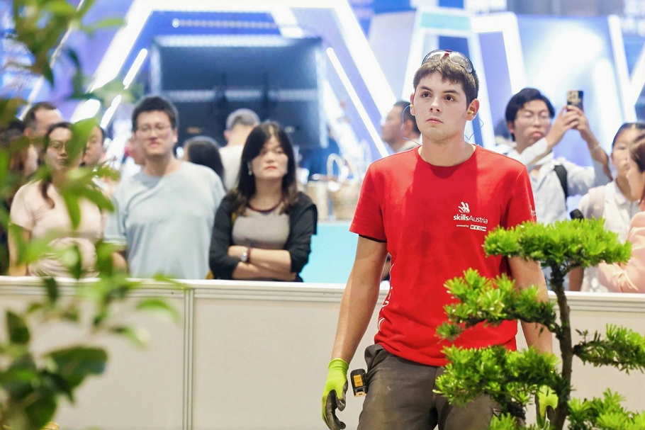 Das Team der Gartengestalter beim Wettbewerb der WorldSkills 2026