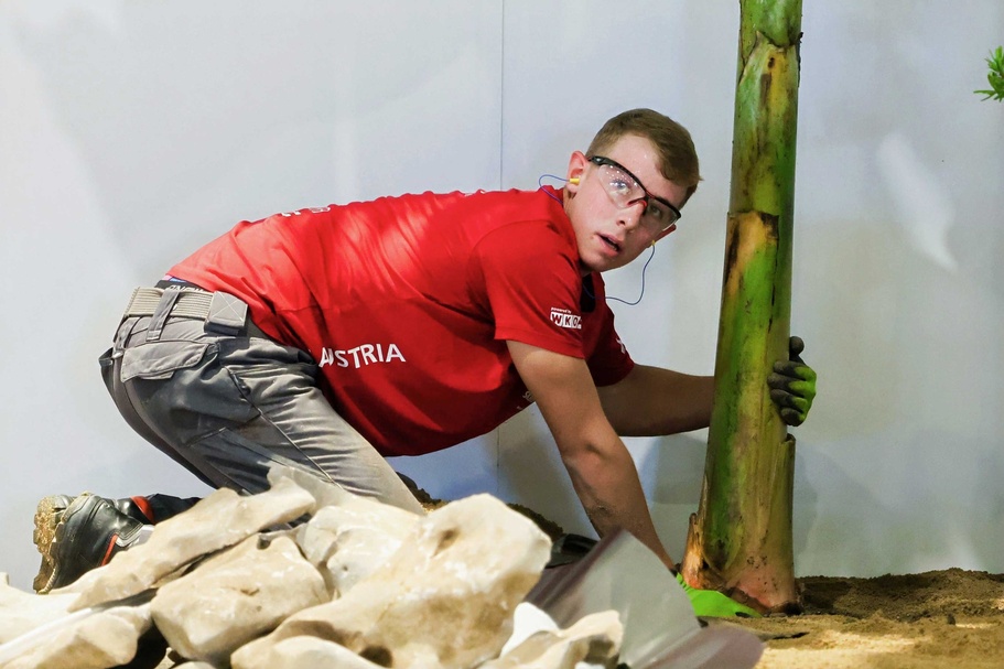 Das Team der Gartengestalter beim Wettbewerb der WorldSkills 2026