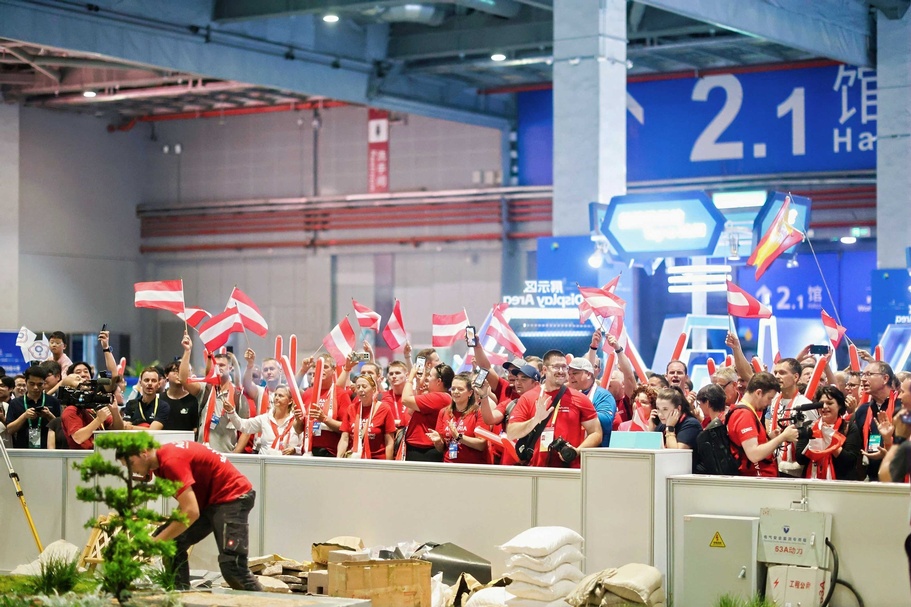 Das Team der Gartengestalter beim Wettbewerb der WorldSkills 2026