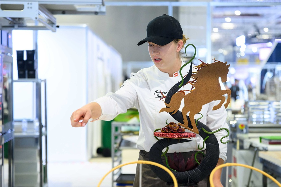 Jennifer Lueger während des Wettbewerbs bei den WorldSliss 2026 in Shanghai