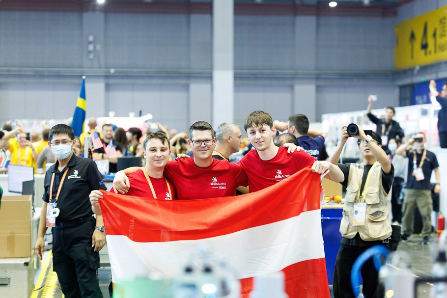 David Seidl und Paul Wohlesser sowie  sowie Gabriel Aldrian und Kristijan Hrdžić bei den WorldSkills 2026