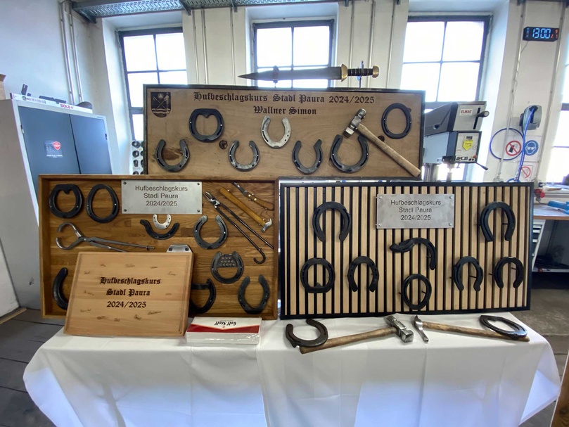 Arbeitsstücke des Hufbeschlagskurs 2024/2025