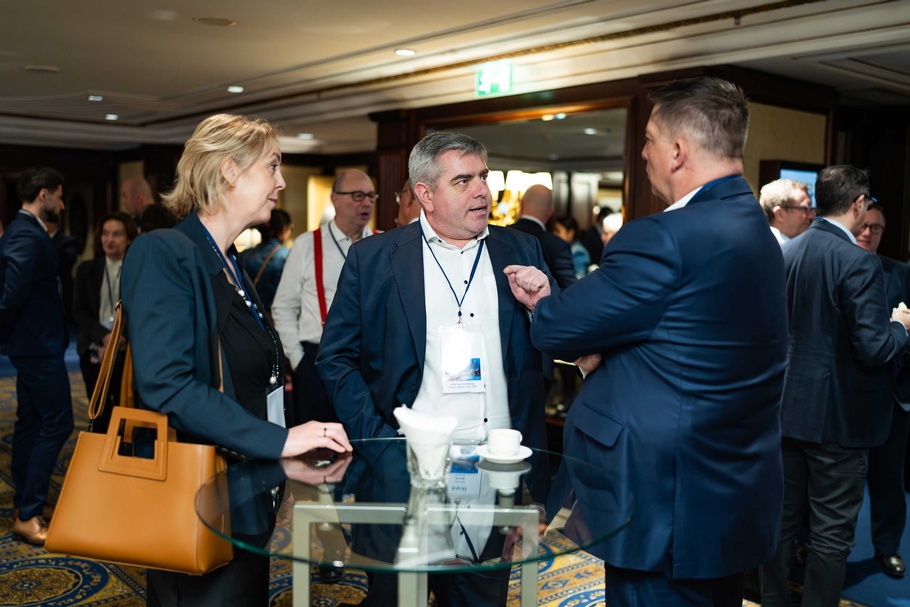 Teilnehr:innen des BIPAR mid-term meeting 2026 in Wien