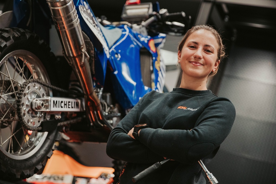 Lehrling während der Ausbildung