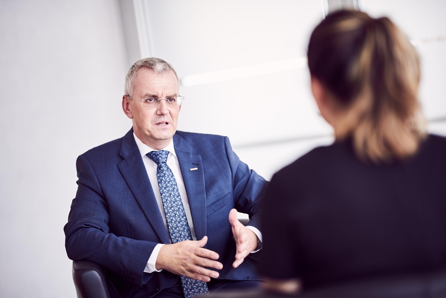 Präsident und Generasekretaere der WKOE