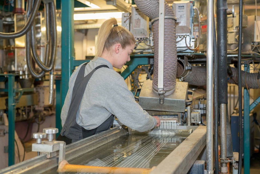 Lehrling während der Ausbildung