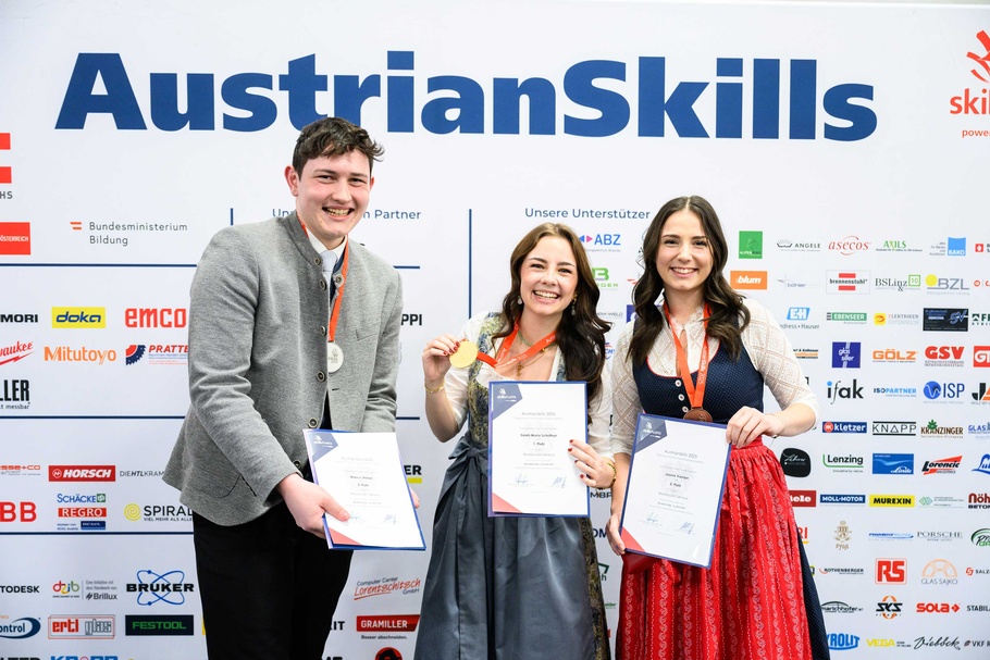 Sieger der AustrianSkills 2025 in den Berufen Koch/Köchin, Restaurant Service und Hotel Rezeption