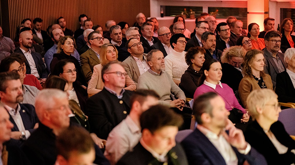 Publikum beim Wirtschaftsempfang Kirchdorf.