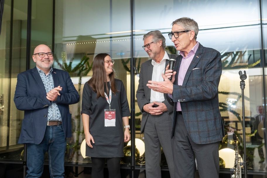 EPU Beiratsvorsitzender Thomas Heschl, EPU Beauftragte Martina Konrad, WKO Steiermark Direktor Karl- Heinz Dernoscheg, Präsident Josef Herk