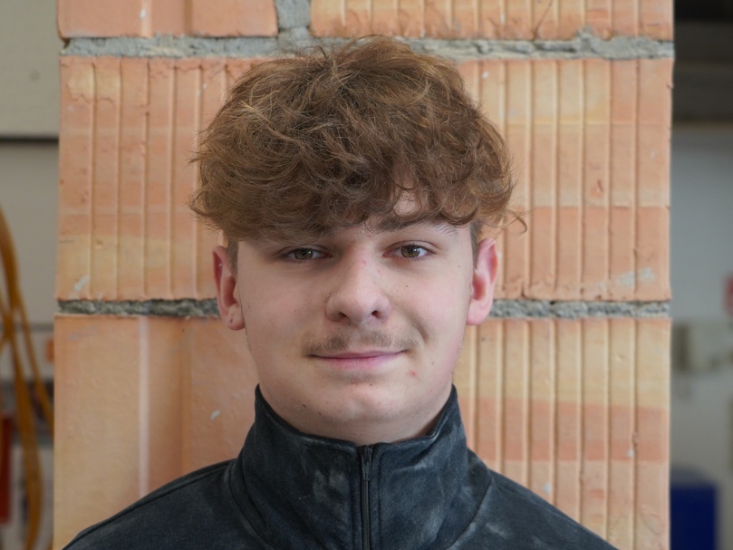 Maurerlehrlinge - Kurs 11 - 1. Lehrjahr