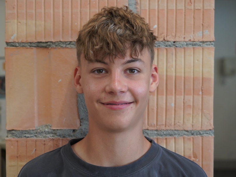 MAZ - Bilder der Lehrlinge von Kurs 15, 1. Lehrjahr