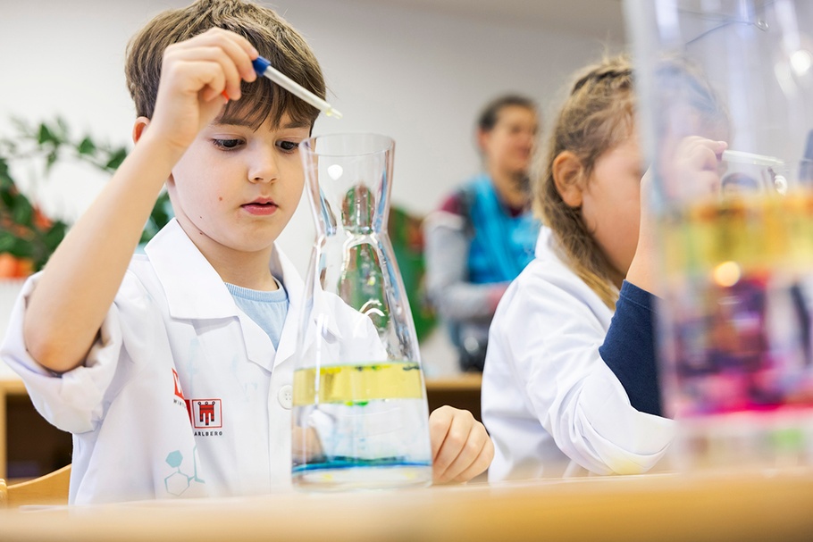 Eröffnung Spürnasenecke in der BAfEP Feldkirch.