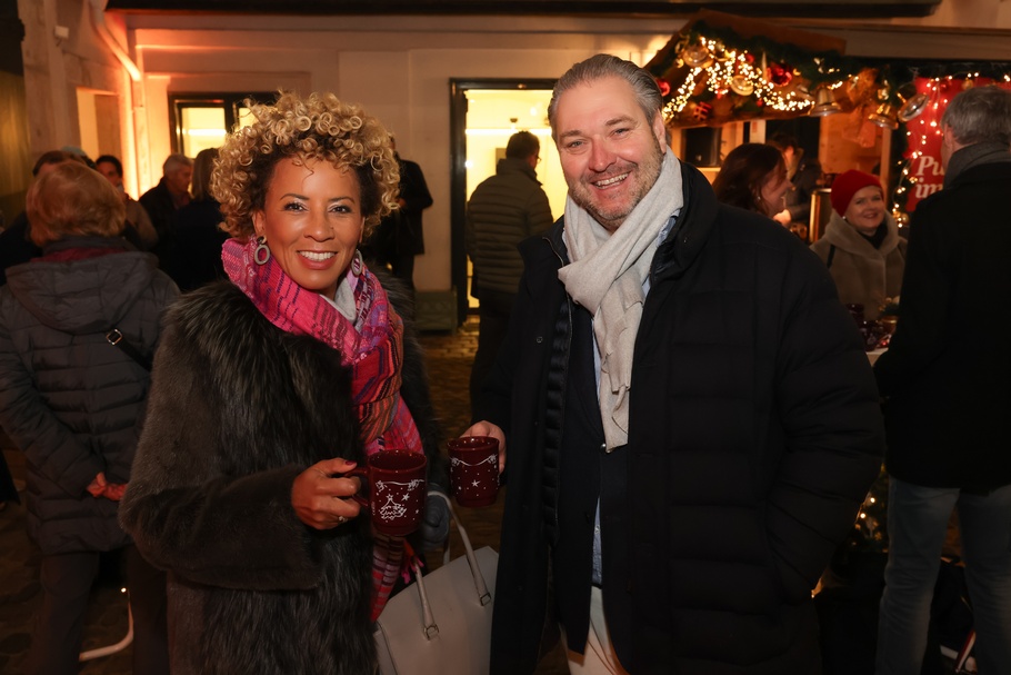 v.l.n.r.: Johann Breitenender, Dieter Steup, Marie-Beatrice Fröhlich, Christoph Folliot-Crenneville, Markus Figl