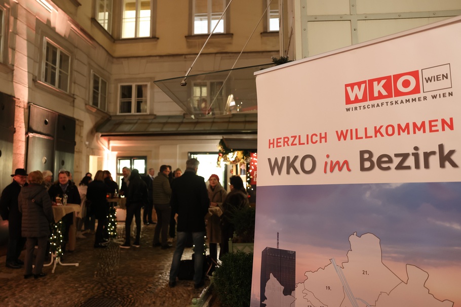 v.l.n.r.: Johann Breitenender, Dieter Steup, Marie-Beatrice Fröhlich, Christoph Folliot-Crenneville, Markus Figl