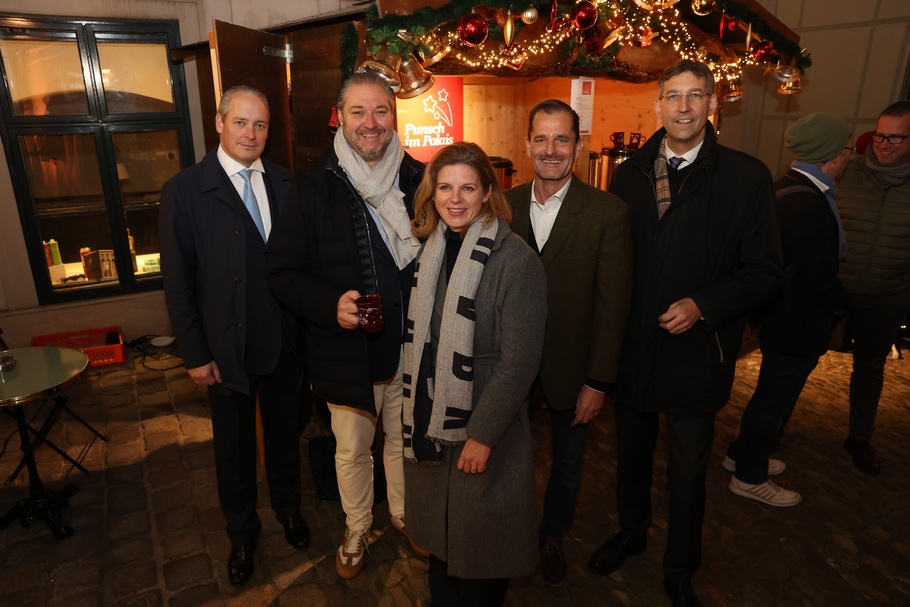 v.l.n.r.: Johann Breitenender, Dieter Steup, Marie-Beatrice Fröhlich, Christoph Folliot-Crenneville, Markus Figl