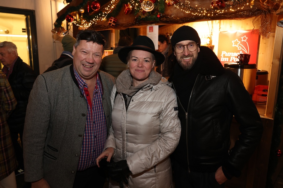 v.l.n.r.: Johann Breitenender, Dieter Steup, Marie-Beatrice Fröhlich, Christoph Folliot-Crenneville, Markus Figl