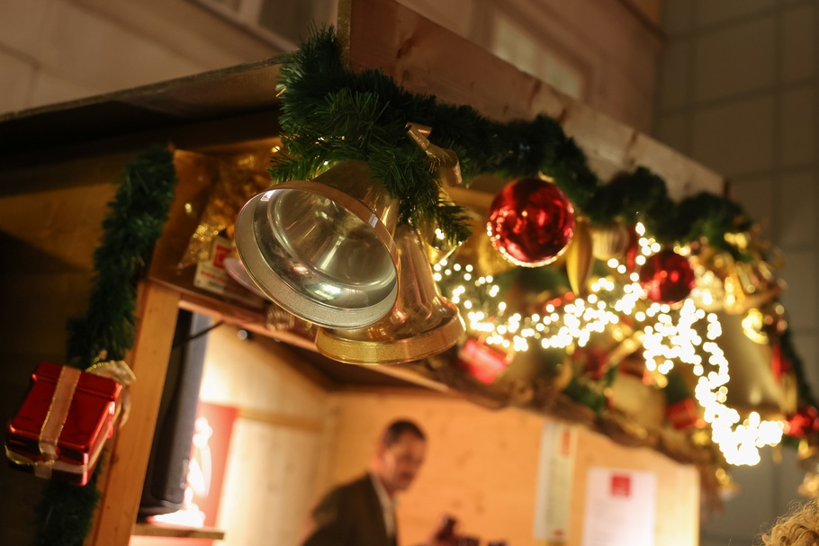 v.l.n.r.: Johann Breitenender, Dieter Steup, Marie-Beatrice Fröhlich, Christoph Folliot-Crenneville, Markus Figl