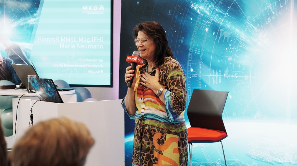 Jubiläum mit Weitblick: Das war der Tag der Astrologie 2025 