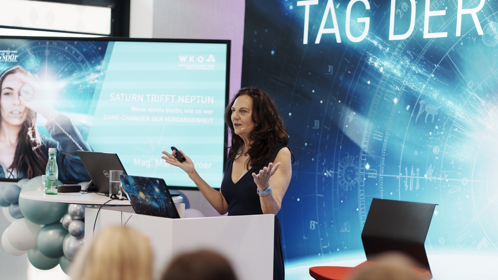 Jubiläum mit Weitblick: Das war der Tag der Astrologie 2025 