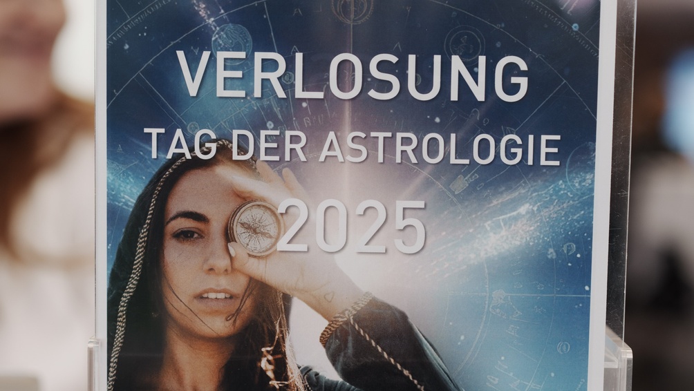 Jubiläum mit Weitblick: Das war der Tag der Astrologie 2025 