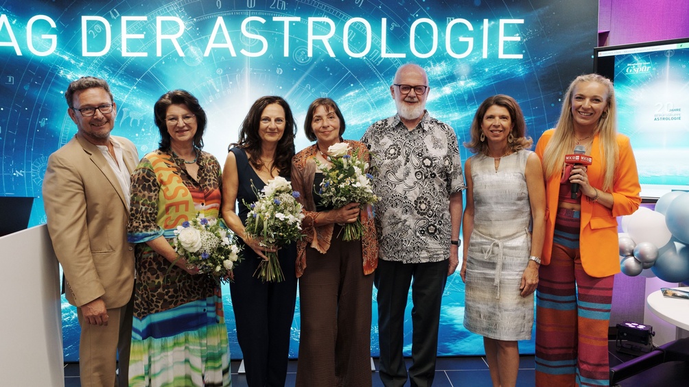 Jubiläum mit Weitblick: Das war der Tag der Astrologie 2025 