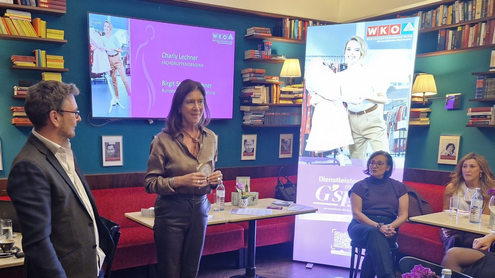 Rückblick: 1. Salon der Wiener Farb-, Typ-, Stil- & Imageberater:innen